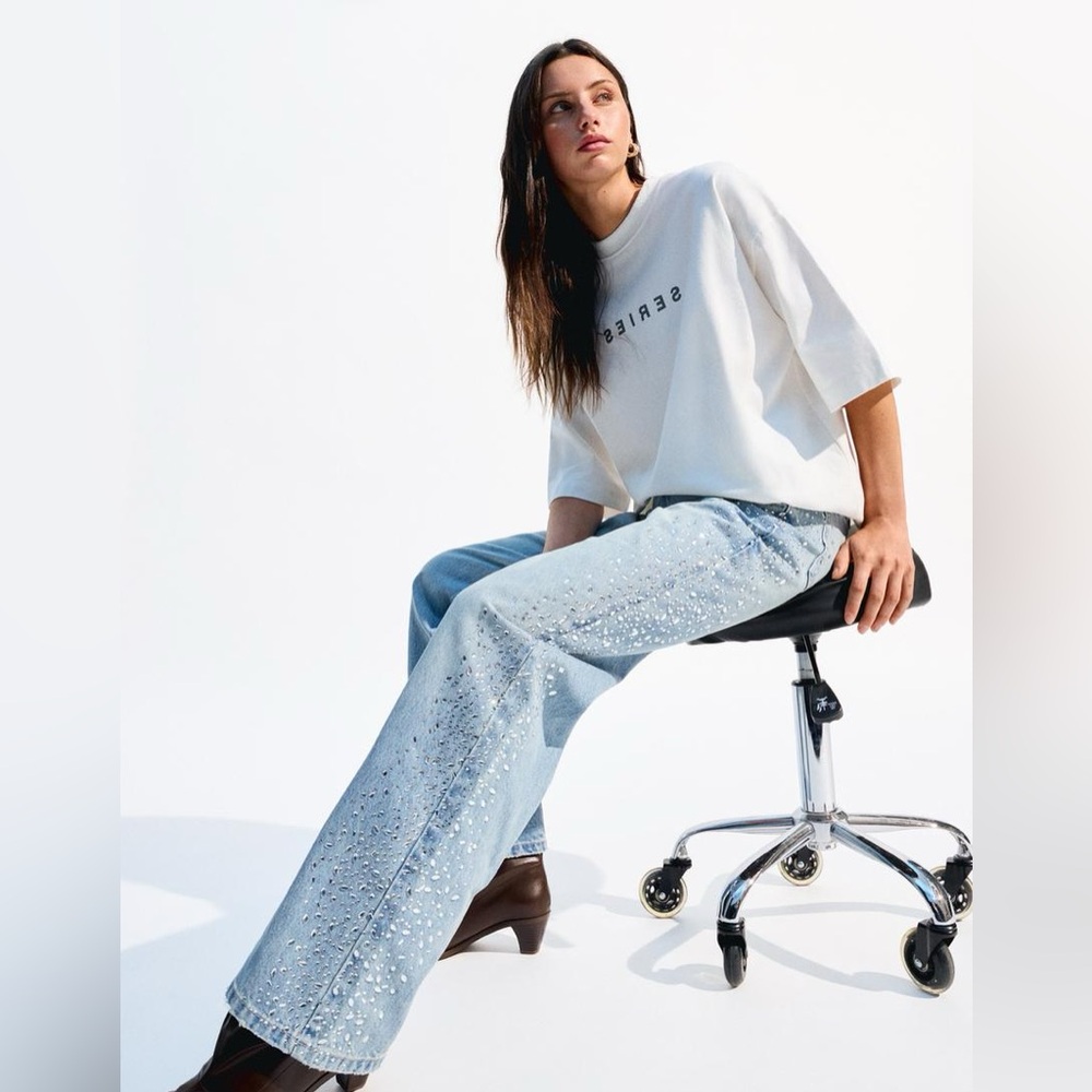 NWT Bershka 90s wide-leg jeans with rhinestones